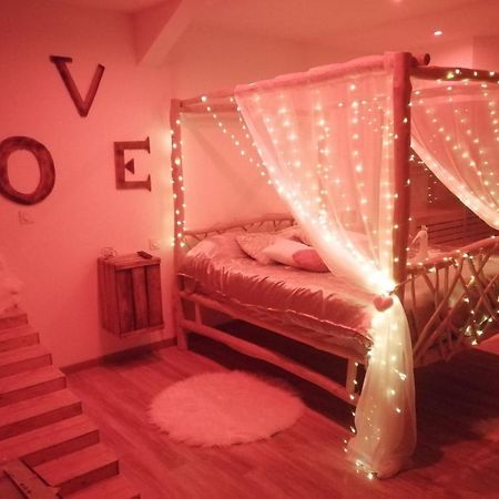 Le Reve De Lily Bed and Breakfast Les Vignères Esterno foto