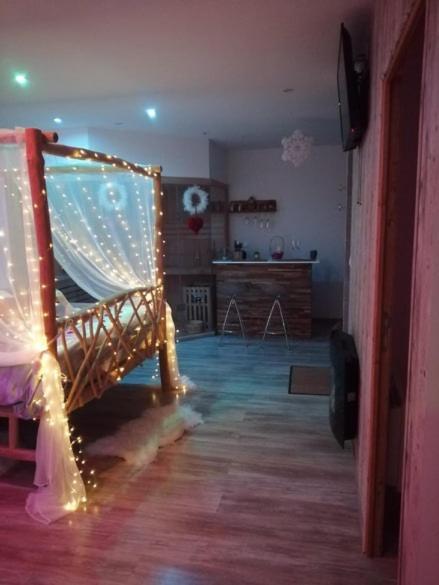 Le Reve De Lily Bed and Breakfast Les Vignères Esterno foto